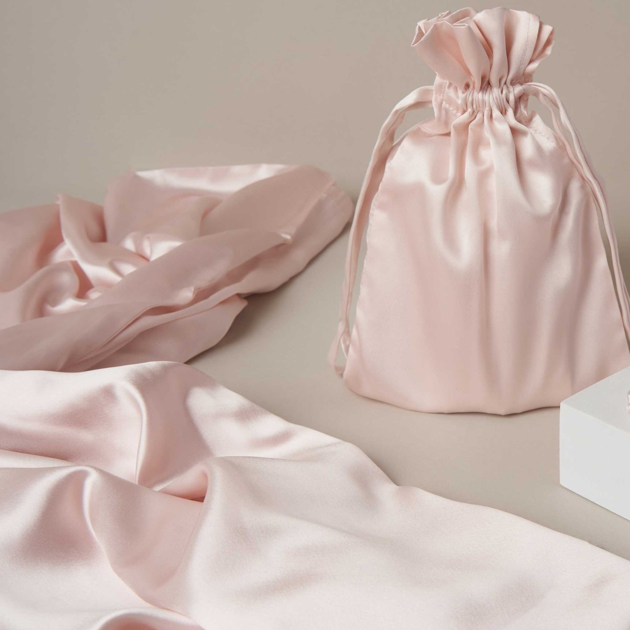 Rose Cloud Silk Pillowcase